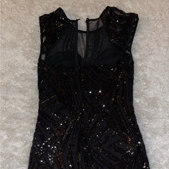 🥳🎊HOSTPICK🛍Lil Black Sequence Party Dress Pre Loved Like New 💃🏾SPARKLING 🪩 - Picture 4 of 16